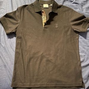 Burberry polo shit new without tags size M